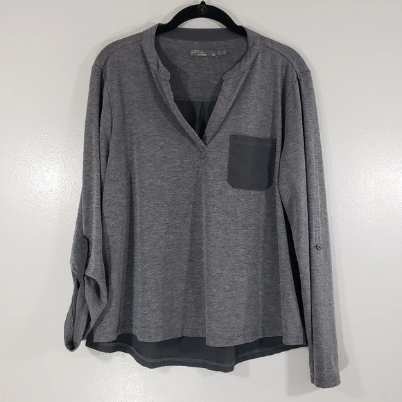 PRANA Ashlyn heather grey mixed media tab sleeve split 'V' neck hi low blouse - Picture 3 of 12